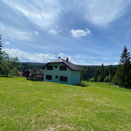 Mystic Forest Hostel 米特洛瓦克 外观 照片